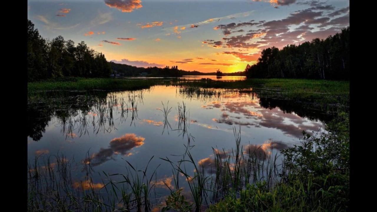 La Decouverte, Jacuzzi, Sauna, Et Terrasse Avec Vue Sur Lac A La Campagne Entre Toulouse Et Auch Catonvielle Kültér fotó